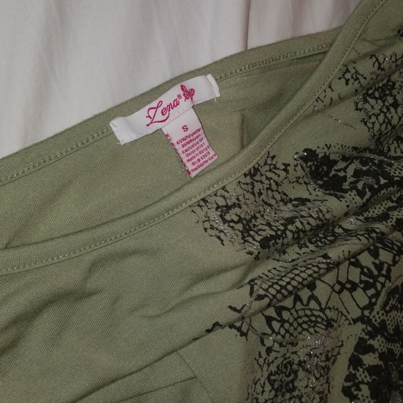 Lena | Green Scoop Neck Floral Top | S - Picture 3 of 3